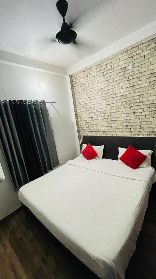 Hotel Pacific Grey By Wb Inn Lucknow Ngoại thất bức ảnh