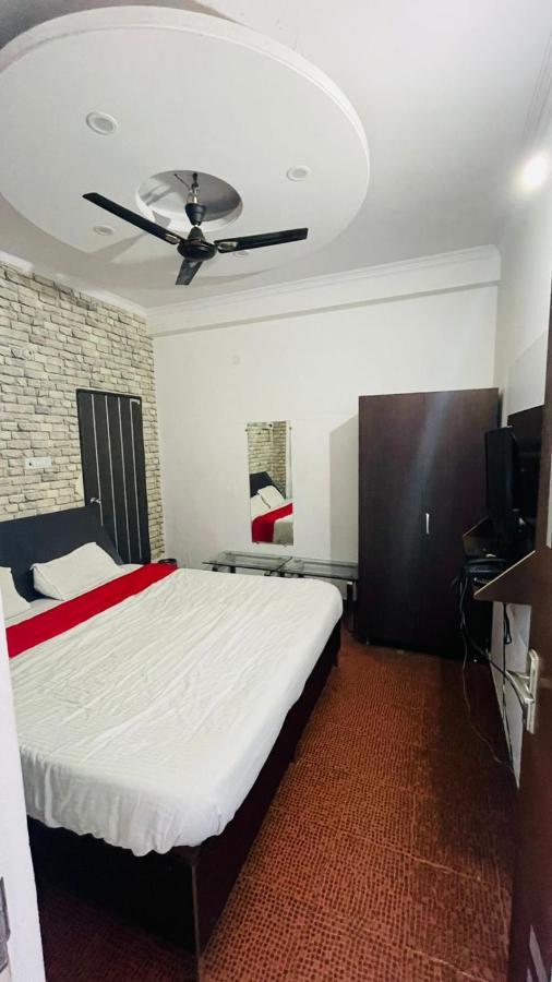 Hotel Pacific Grey By Wb Inn Lucknow Ngoại thất bức ảnh