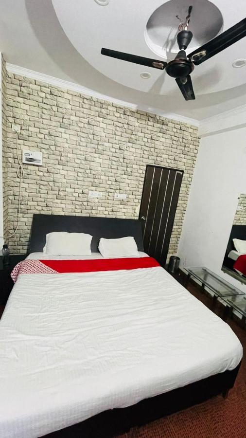 Hotel Pacific Grey By Wb Inn Lucknow Ngoại thất bức ảnh