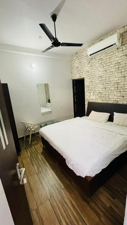 Hotel Pacific Grey By Wb Inn Lucknow Ngoại thất bức ảnh