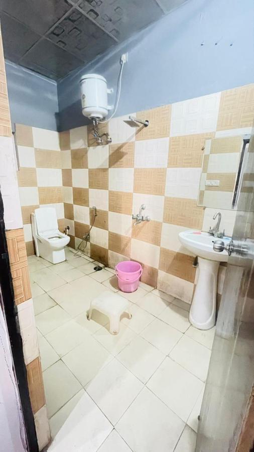 Hotel Pacific Grey By Wb Inn Lucknow Ngoại thất bức ảnh